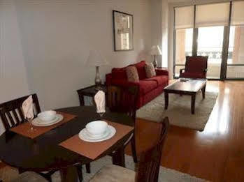 425 Mass Aparthotel 3*