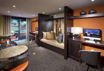 Aparthotel 425 Mass 3*